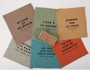 LOT DE 6 SERVIETTES DE TABLE UN BON COUP DE FOURCHETTE